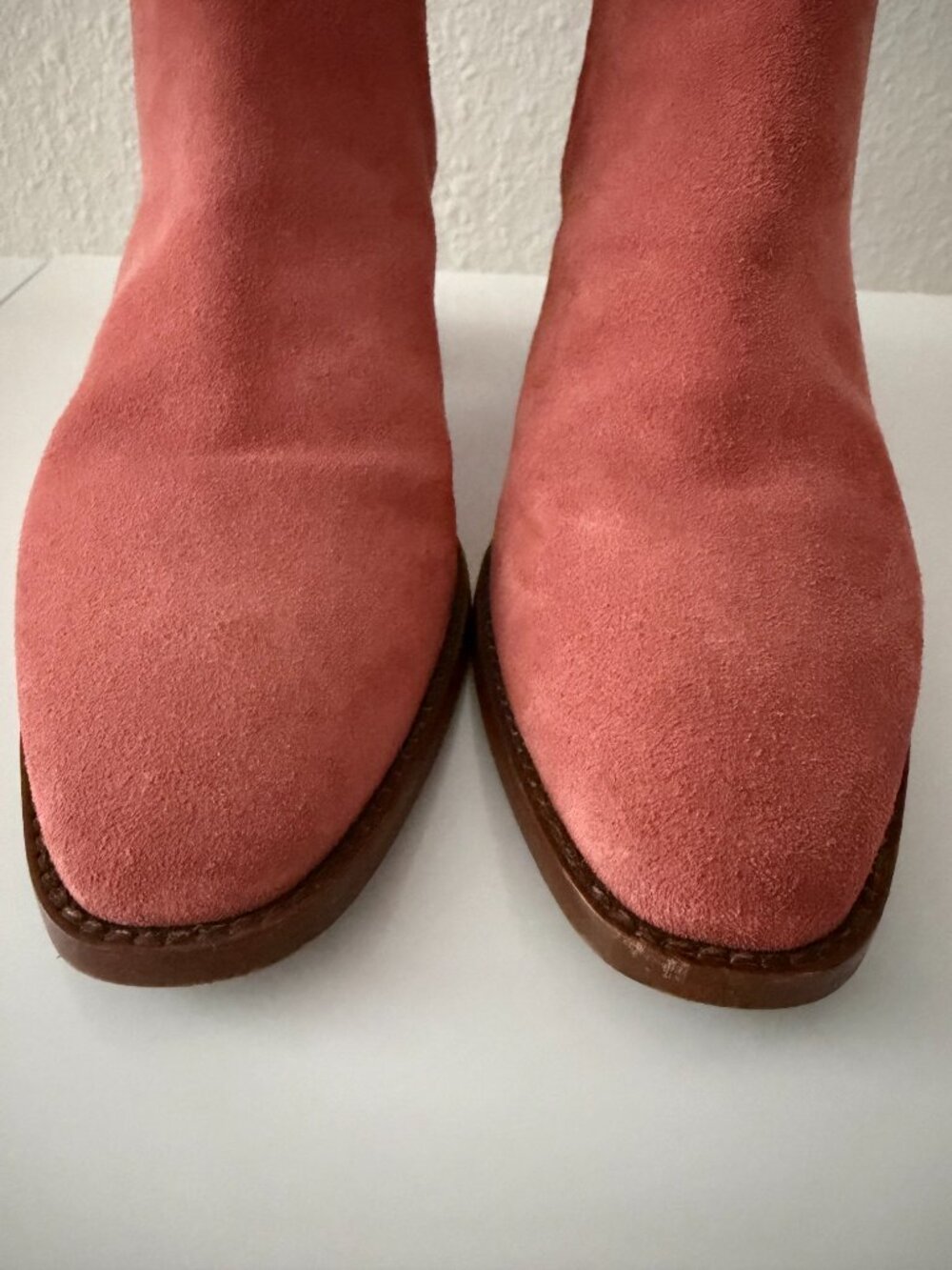 Sézane Jules in Blush Suede Chelsea Ankle Boots — Size 8 (FR 39) - Picture 4 of 8